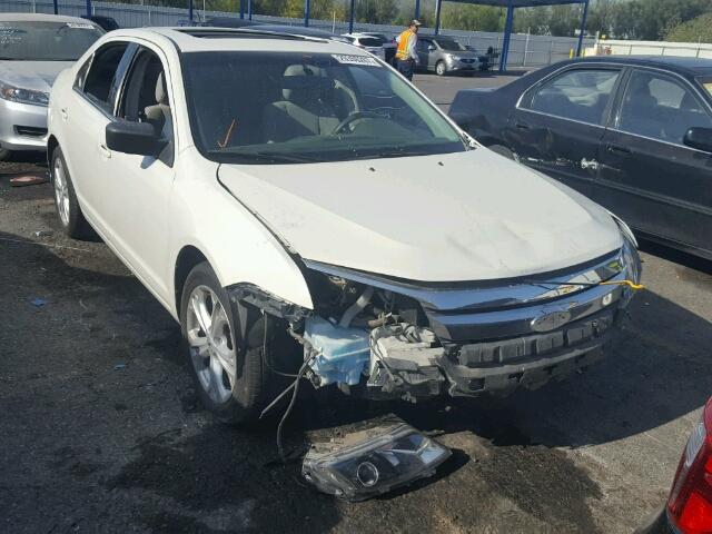 3FAHP0HA4CR284173 - 2012 FORD FUSION SE WHITE photo 1