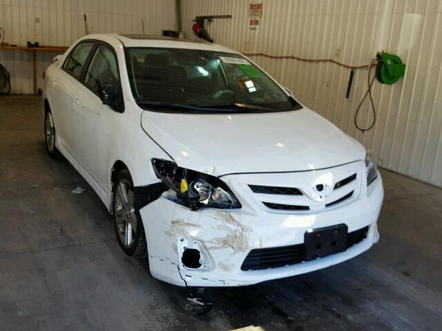 2T1BU4EE1DC024120 - 2013 TOYOTA COROLLA BA WHITE photo 1