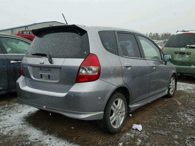 JHMGD38617S067569 - 2007 HONDA FIT S GRAY photo 4