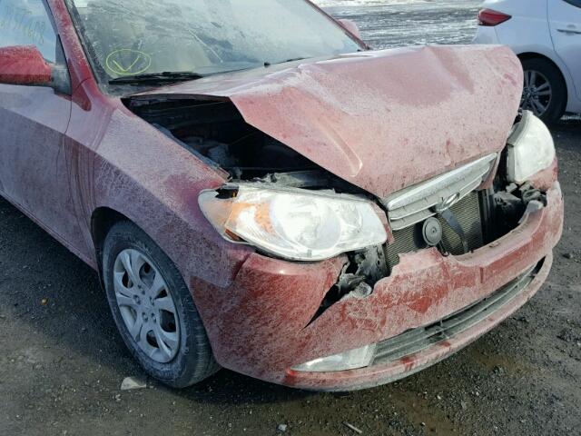 KMHDU46D79U807463 - 2009 HYUNDAI ELANTRA GL RED photo 9