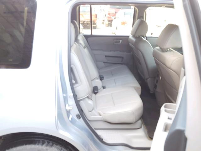 5FNYF3H74EB017512 - 2014 HONDA PILOT EXLN SILVER photo 6