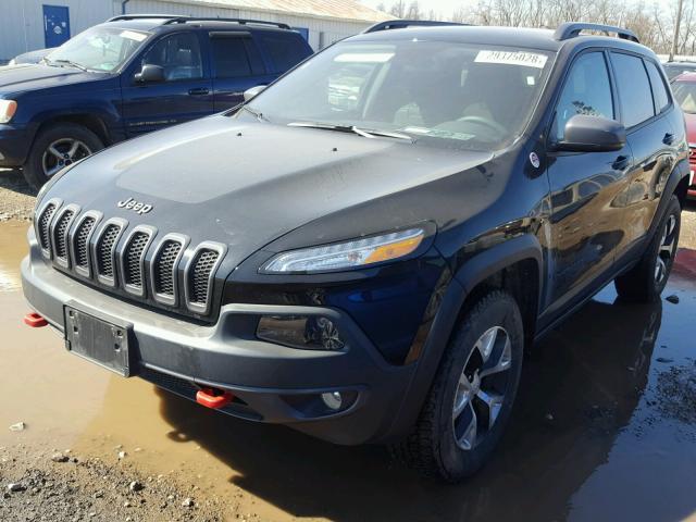 1C4PJMBB9JD567030 - 2018 JEEP CHEROKEE T BLACK photo 2