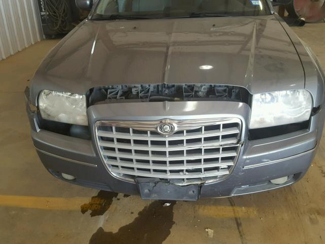 2C3KA53G77H777250 - 2007 CHRYSLER 300 TOURIN GREEN photo 9