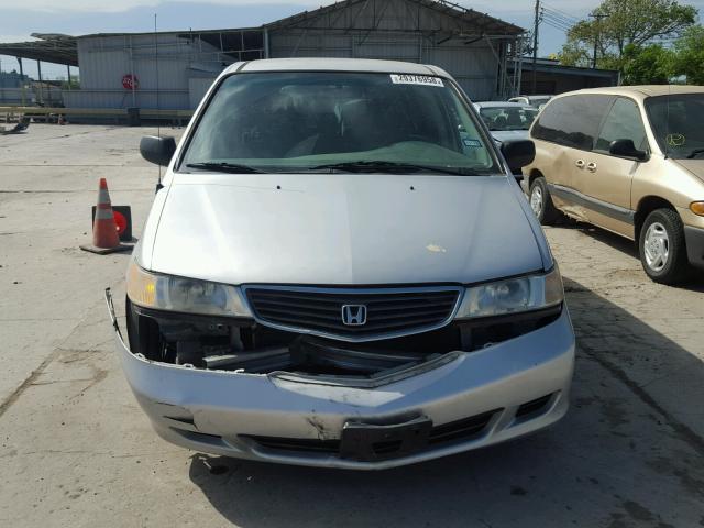 2HKRL18501H527738 - 2001 HONDA ODYSSEY LX SILVER photo 9