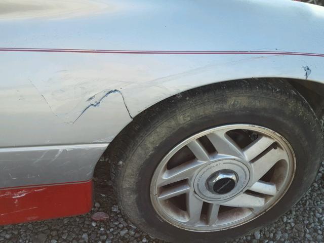 2G1FP22K2T2138019 - 1996 CHEVROLET CAMARO BAS 双色 照片 9