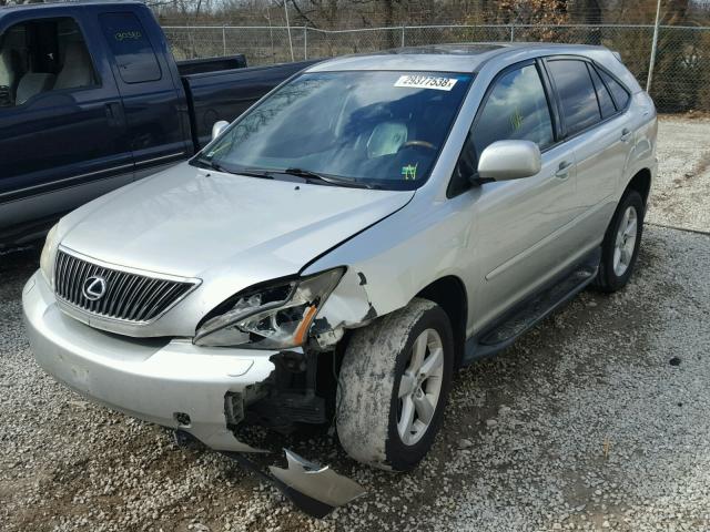 2T2HA31U05C084767 - 2005 LEXUS RX 330 SILVER photo 2