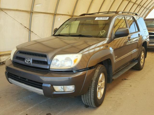 JTEZU14R930015770 - 2003 TOYOTA 4RUNNER SR GRAY photo 2