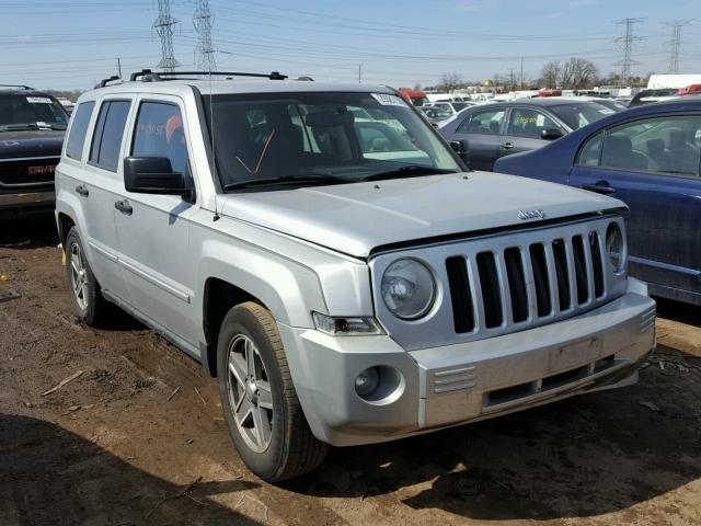 1J8FF48W57D413617 - 2007 JEEP PATRIOT LI SILVER photo 1