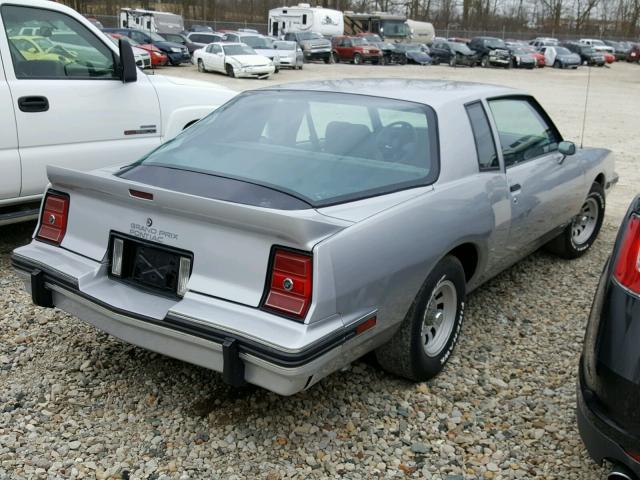 2G2GJ37H6G2241860 - 1986 PONTIAC GRAND PRIX SILVER photo 4
