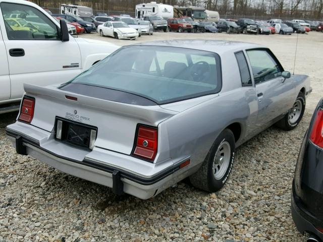 2G2GJ37H6G2241860 - 1986 PONTIAC GRAND PRIX SILVER photo 4