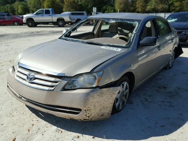 4T1BK36BX7U171558 - 2007 TOYOTA AVALON XL GOLD photo 2