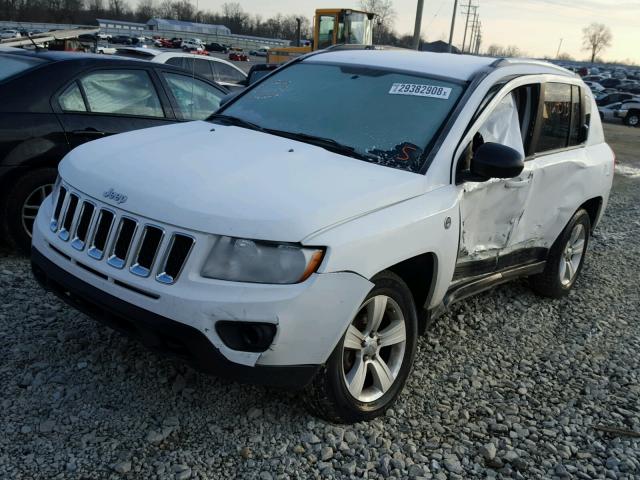 1J4NF1FB1BD164642 - 2011 JEEP COMPASS SP WHITE photo 2