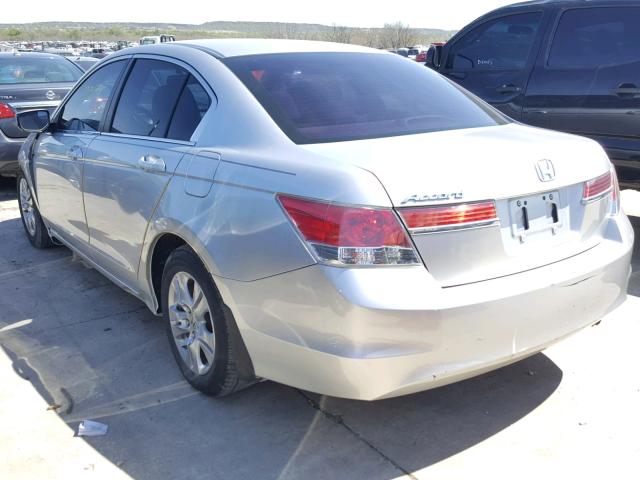 1HGCP2F40CA011319 - 2012 HONDA ACCORD LXP SILVER photo 3