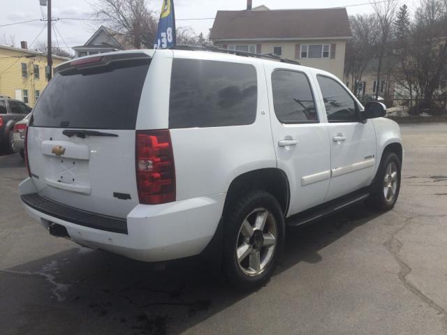 1GNFK13057J125190 - 2007 CHEVROLET TAHOE K150 WHITE photo 4