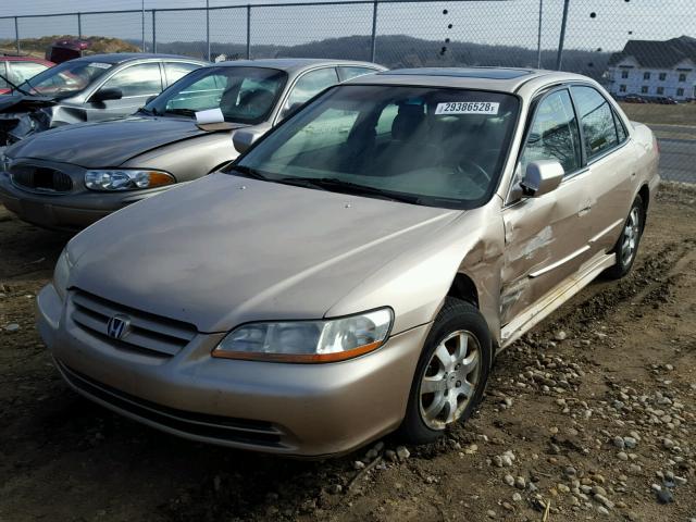 1HGCG56662A003050 - 2002 HONDA ACCORD EX BEIGE photo 2