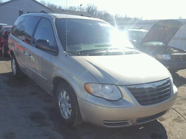 2A4GP54L87R309883 - 2007 CHRYSLER TOWN & COU GOLD photo 1