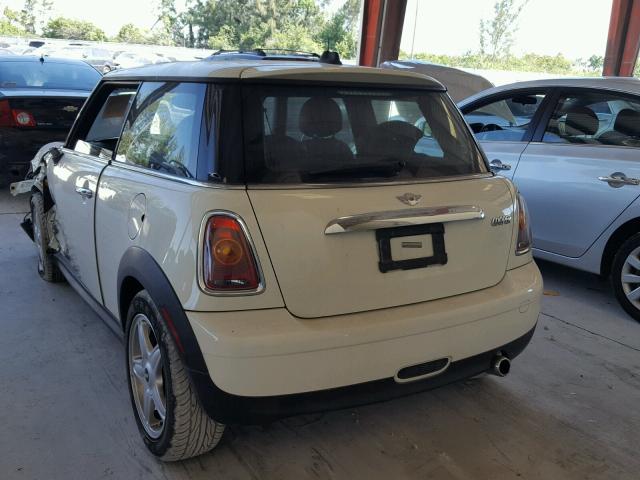 WMWMF3C53ATZ25362 - 2010 MINI COOPER BEIGE photo 3