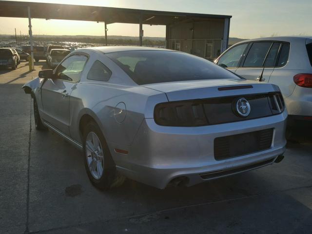 1ZVBP8AM3E5252000 - 2014 FORD MUSTANG SILVER photo 3