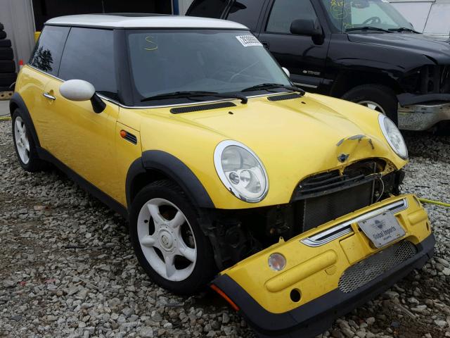 WMWRC33472TC34510 - 2002 MINI COOPER YELLOW photo 1