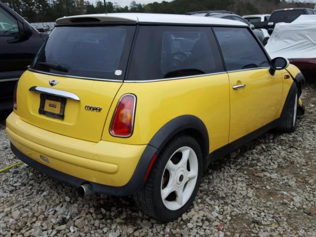 WMWRC33472TC34510 - 2002 MINI COOPER YELLOW photo 4