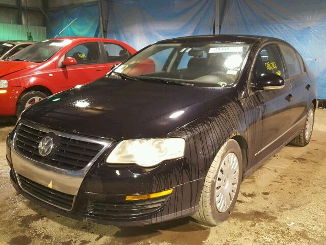 WVWAK73C56P107686 - 2006 VOLKSWAGEN PASSAT 2.0 BLACK photo 2