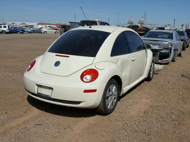 3VWPG31CX9M502008 - 2009 VOLKSWAGEN NEW BEETLE 奶油色 照片 4