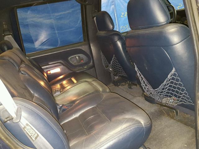 1GKEK13R2XJ753778 - 1999 GMC YUKON BLUE photo 6