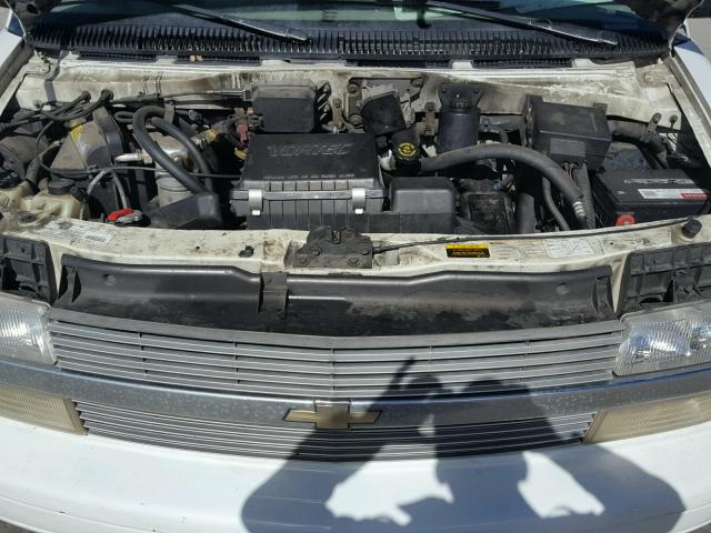 1GBEL19W7TB173456 - 1996 CHEVROLET ASTRO WHITE photo 7