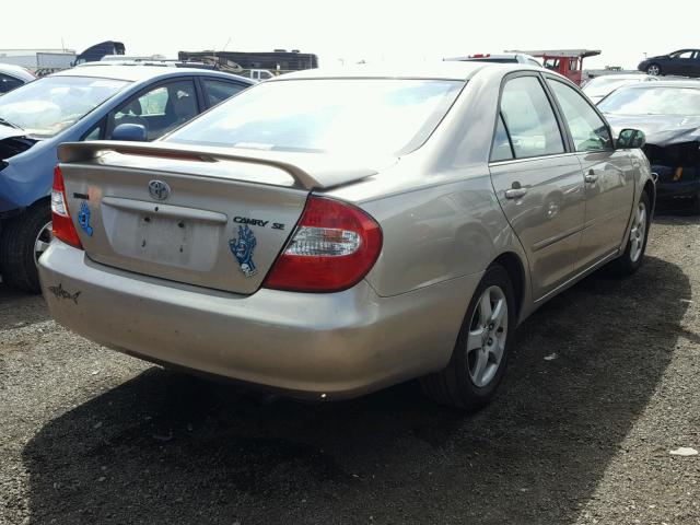 JTDBE32K930172817 - 2003 TOYOTA CAMRY LE GOLD photo 4