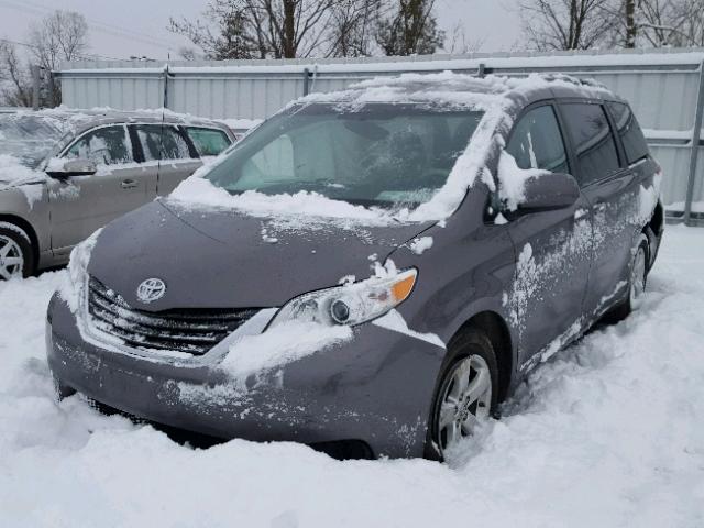 5TDKK3DC8DS368034 - 2013 TOYOTA SIENNA LE CHARCOAL photo 2