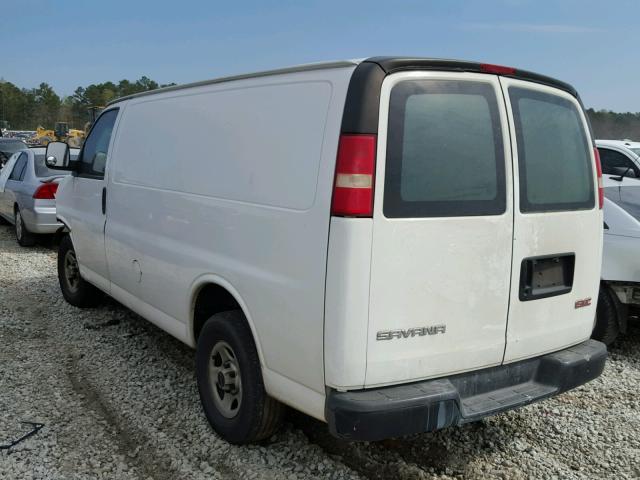 1GTFG15XX51182292 - 2005 GMC SAVANA G15 WHITE photo 3