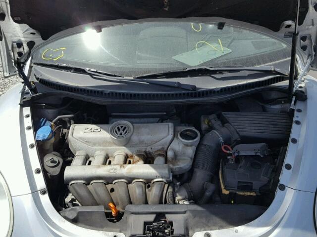 3VWSF31Y36M300826 - 2006 VOLKSWAGEN NEW BEETLE 灰色 照片 7