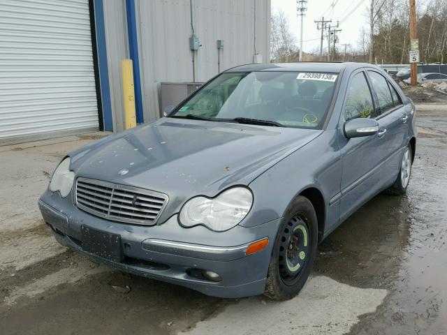 WDBRF81J14F502240 - 2004 MERCEDES-BENZ C 240 4MAT BLUE photo 2