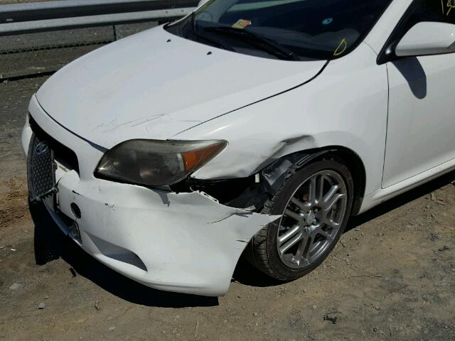 JTKDE167550052950 - 2005 TOYOTA SCION TC 白色 照片 10