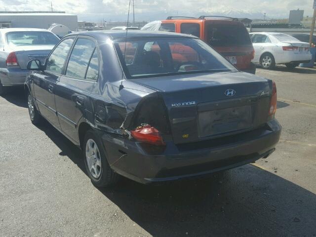 KMHCG45C95U670029 - 2005 HYUNDAI ACCENT GL GRAY photo 3