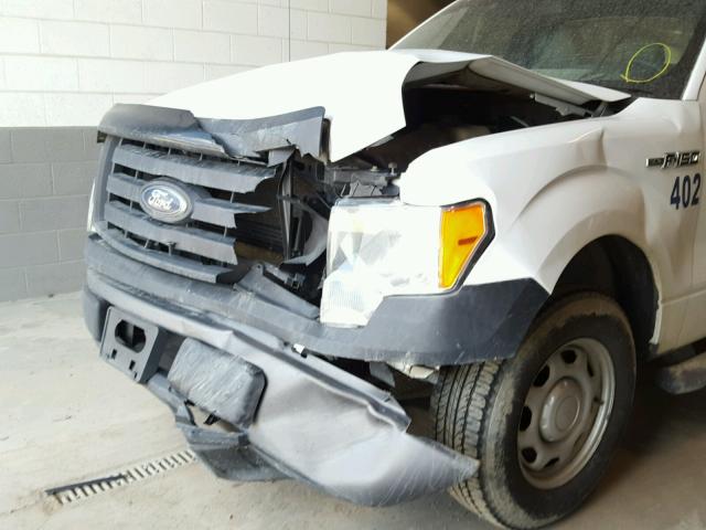 1FTMF1CM8CKD93100 - 2012 FORD F150 WHITE photo 9