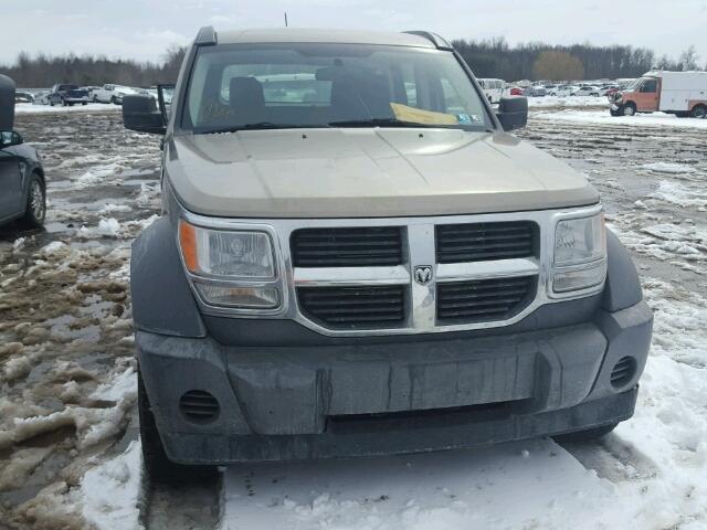 1D8GU28K57W739619 - 2007 DODGE NITRO SXT TAN photo 9