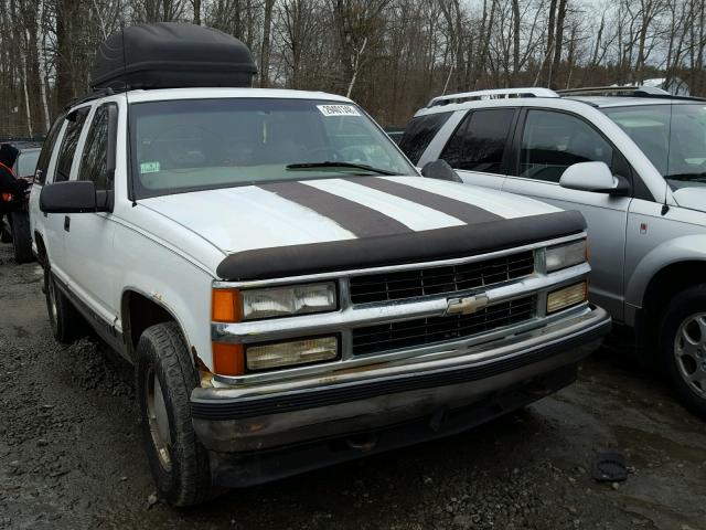 1GNEK13R3WJ374578 - 1998 CHEVROLET TAHOE K150 WHITE photo 1