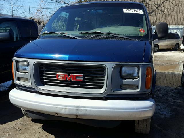 1GTHG35R211166538 - 2001 GMC SAVANA G35 BLUE photo 9