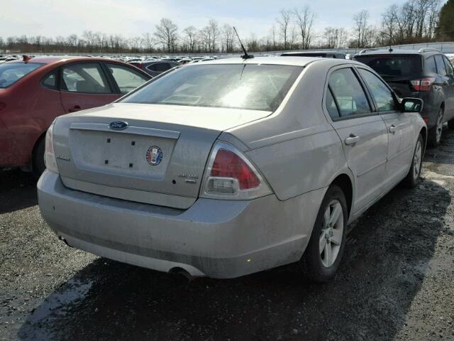 3FAHP01197R150548 - 2007 FORD FUSION SE SILVER photo 4