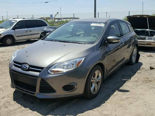 1FADP3K23EL233668 - 2014 FORD FOCUS SE GRAY photo 2