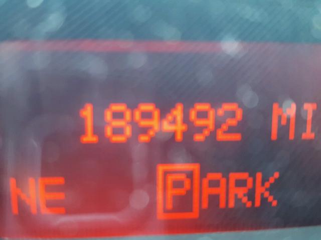 2G2WR524741156127 - 2004 PONTIAC GRAND PRIX შავი ფოტო 8