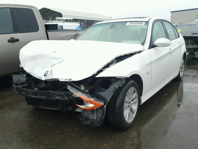 WBAVA33597P141093 - 2007 BMW 328 I WHITE photo 2