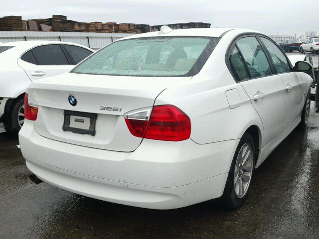 WBAVA33597P141093 - 2007 BMW 328 I WHITE photo 4