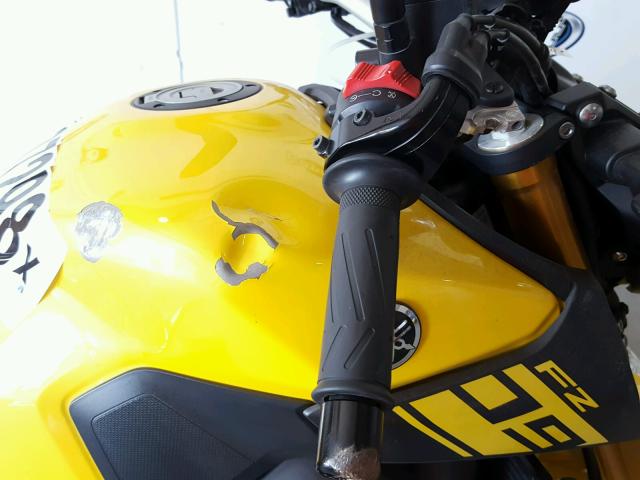 JYARN33Y2FA001385 - 2015 YAMAHA FZ09 C YELLOW photo 9