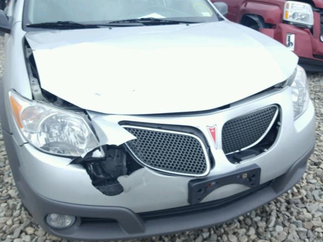 5Y2SL65817Z420535 - 2007 PONTIAC VIBE SILVER photo 9