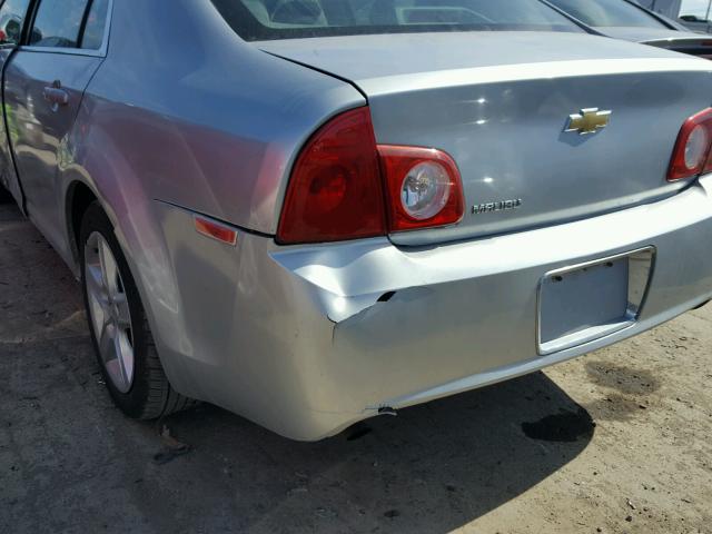 1G1ZB5E15BF176762 - 2011 CHEVROLET MALIBU LS 银色 照片 9