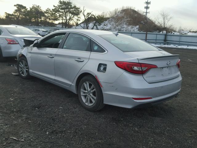 5NPE24AF0FH040424 - 2015 HYUNDAI SONATA SE SILVER photo 3