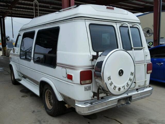 1GBEG25K7K7124398 - 1989 CHEVROLET G20 WHITE photo 3