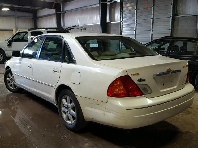 4T1BF28B41U114744 - 2001 TOYOTA AVALON XL WHITE photo 3